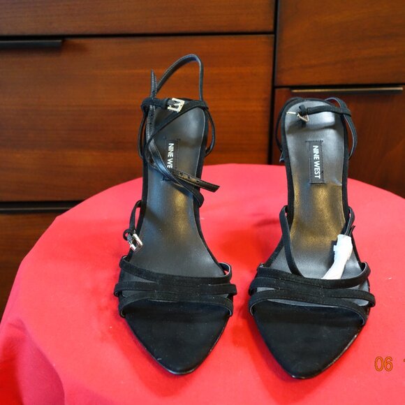 Nine West Black Strappy Sandals - Picture 5 of 5